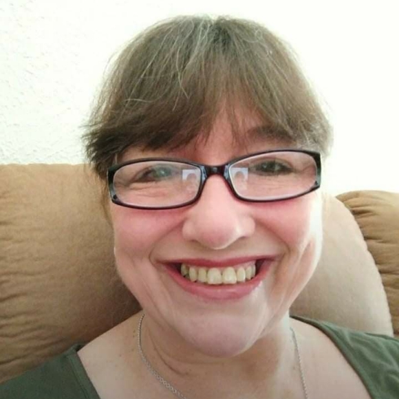 Meet your Posher, Jeannine - Picture 1 of 1